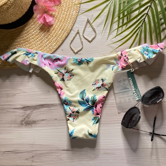 Maaji • Skimpy Reversible Ruffle Floral Bikini Bottom - Picture 3 of 6
